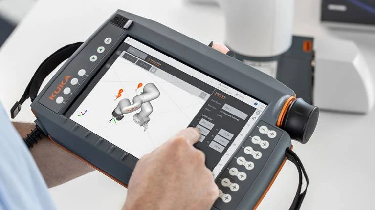 KUKA smartPAD · 机器人示教器